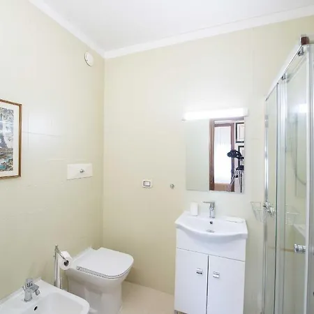 Urban Life Flat